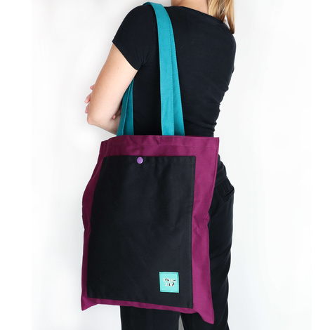 Spółka Zoo Design Purple and black fabric bag with a pocket