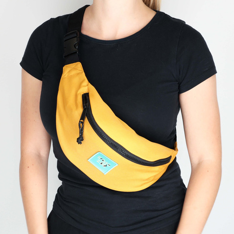 Spółka Zoo Design Spacious fabric fanny pack in mustard yellow